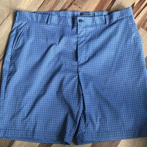 Short Greg Norman Taille 42 - Noir, Polyester, Style Chino Décontracté